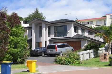 Photo of property in 22 Greenleaf Way, Northcross, Auckland, 0630