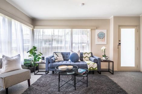 Photo of property in 6/43 Shakespeare Road, Milford, Auckland, 0620