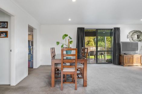 Photo of property in 21 Brompton Close, Richmond Heights, Taupo, 3330