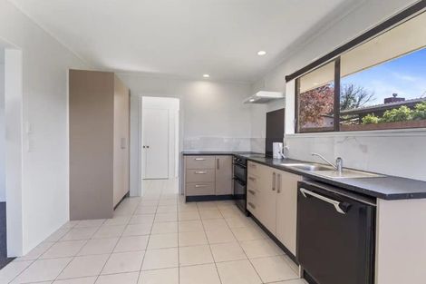 Photo of property in 87 Norfolk Crescent, Otaki Beach, Otaki, 5512