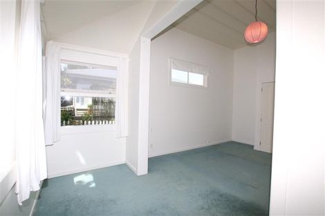 Photo of property in 2a Roseberry Avenue, Birkenhead, Auckland, 0626