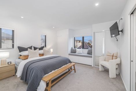 Photo of property in 88a Merivale Lane, Merivale, Christchurch, 8014