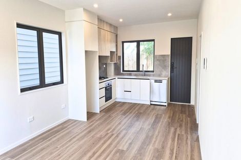 Photo of property in 90c Moire Road, Massey, Auckland, 0614