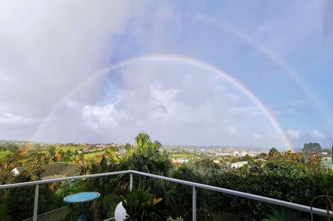 Photo of property in 11 Mariner Drive, Gulf Harbour, Whangaparaoa, 0930