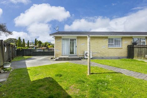 Photo of property in 1/21 Denver Grove, Totara Park, Upper Hutt, 5018