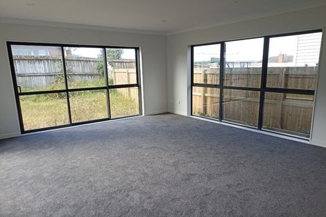 Photo of property in 20 Umu Place, Mangere, Auckland, 2022