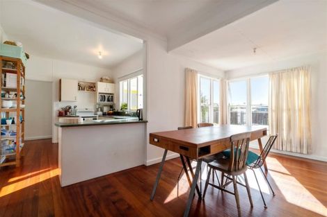 Photo of property in 31 Vine Street, Mangere East, Auckland, 2024