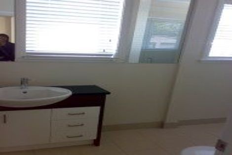 Photo of property in 241 Lake Road, Belmont, Auckland, 0622