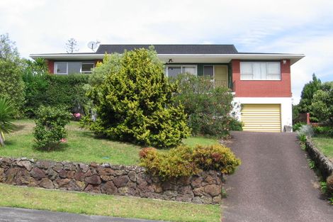 Photo of property in 5 Red Bluff Rise, Campbells Bay, Auckland, 0630
