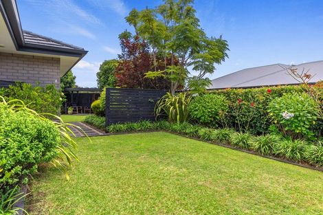 Photo of property in 276 Lakes Boulevard, Pyes Pa, Tauranga, 3112
