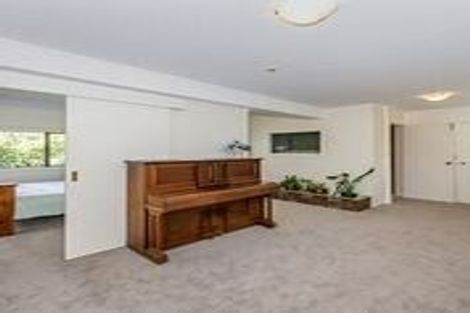 Photo of property in 76a Brian Crescent, Stanmore Bay, Whangaparaoa, 0932