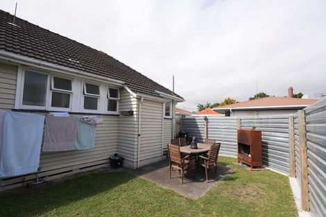 Photo of property in 57a Crewe Crescent, Hokowhitu, Palmerston North, 4410