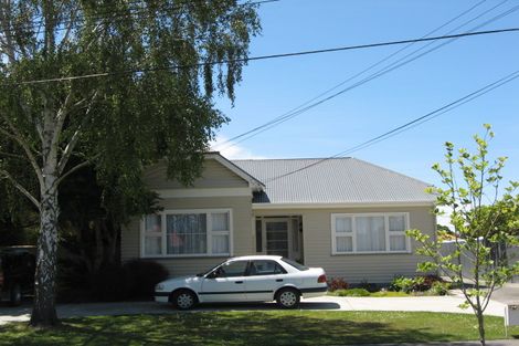 Photo of property in 34 Woodville Street, Edgeware, Christchurch, 8013
