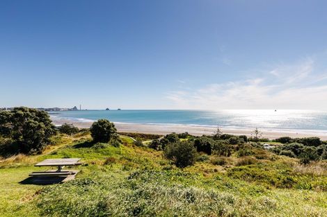 Photo of property in 23a Sackville Street, Martinborough, 5711