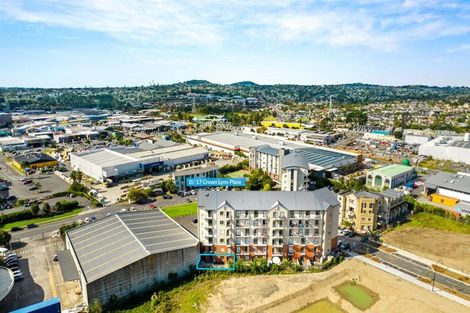 Photo of property in 1i/17 Crown Lynn Place, New Lynn, Auckland, 0600