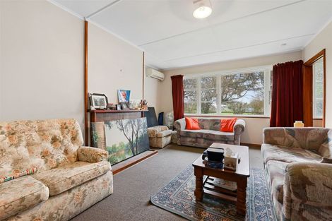 Photo of property in 1/13 Pitcairn Crescent, Bryndwr, Christchurch, 8053