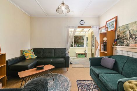 Photo of property in 16 Corlett Street, Utuhina, Rotorua, 3015