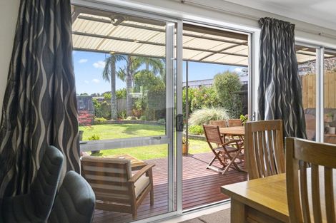 Photo of property in 241a Victoria Street West, Pukekohe, 2120