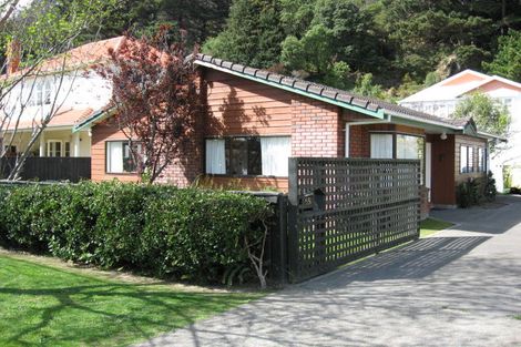 Photo of property in 53 Wyndrum Avenue, Waterloo, Lower Hutt, 5011