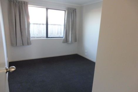 Photo of property in 2 Waikai Close, Ruakura, Hamilton, 3214