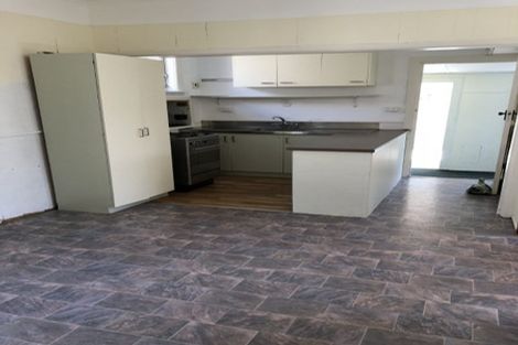 Photo of property in 10 Lonsdale Crescent, Rongotai, Wellington, 6022