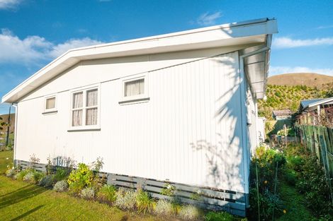 Photo of property in 8 Worsley Street, Tamarau, Gisborne, 4010