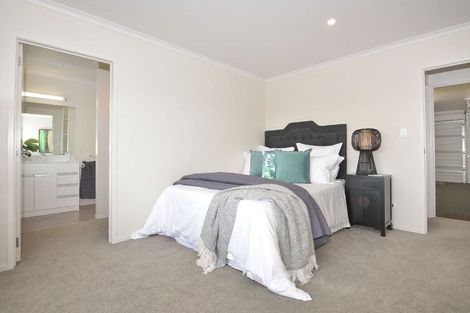 Photo of property in 3 Karauria Lane, Orewa, 0931