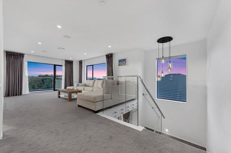 Photo of property in 16 Wheriko Avenue, Glenbrook, 2681