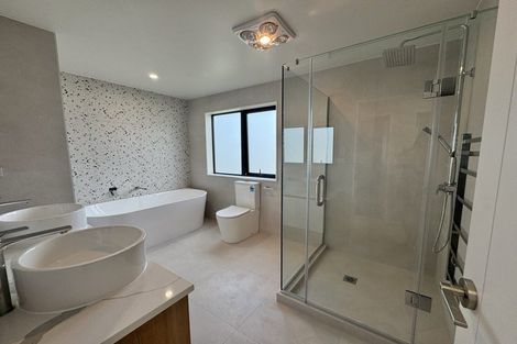 Photo of property in 140 Ninth View Avenue, Beachlands, Auckland, 2018