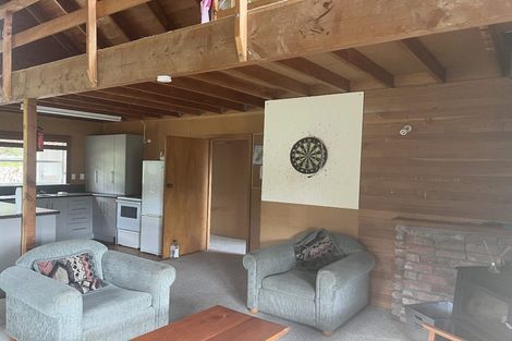 Photo of property in 31 Makahika Road, Levin, 5571