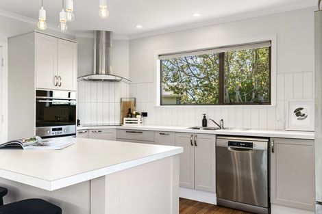 Photo of property in 30 Saxton Road, Upper Vogeltown, New Plymouth, 4310