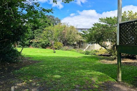 Photo of property in 26 Netherlands Avenue, Kelston, Auckland, 0602