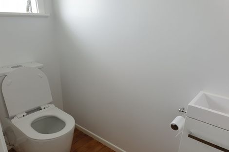 Photo of property in 32 View Street, Maungaturoto, 0520