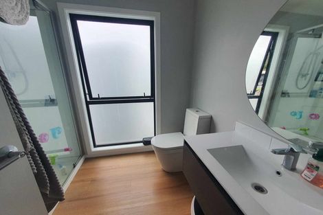 Photo of property in 4 Gloaming Lane, Wallaceville, Upper Hutt, 5018