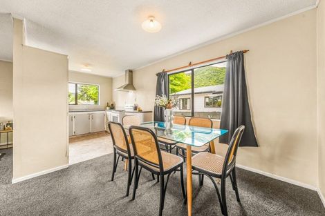 Photo of property in 94 Totara Park Road, Totara Park, Upper Hutt, 5018