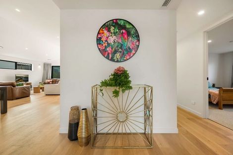 Photo of property in 10 Mason Street, Wanaka, 9305