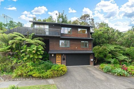Photo of property in 92 Hadfield Street, Beach Haven, Auckland, 0626