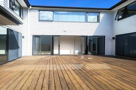 Photo of property in 58 Mettam Drive, Swanson, Auckland, 0614