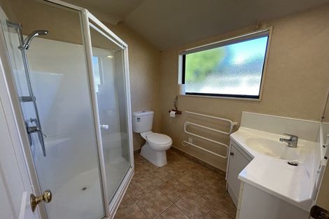 Photo of property in 64 Guildford Drive, Paraparaumu, 5032