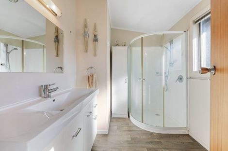 Photo of property in 13 Rangiwhero Street, Omori, Turangi, 3381