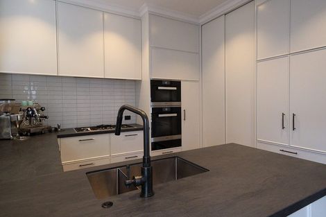 Photo of property in 5 Somerset Avenue, Newtown, Wellington, 6021