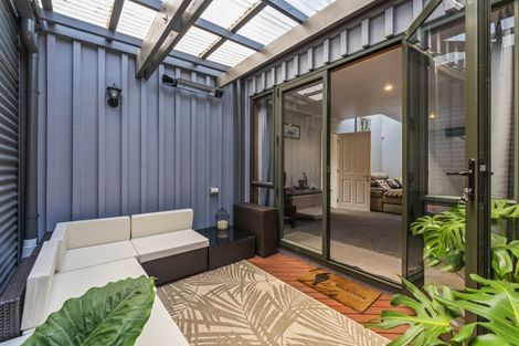 Photo of property in 85 Mapara Road, Acacia Bay, Taupo, 3385