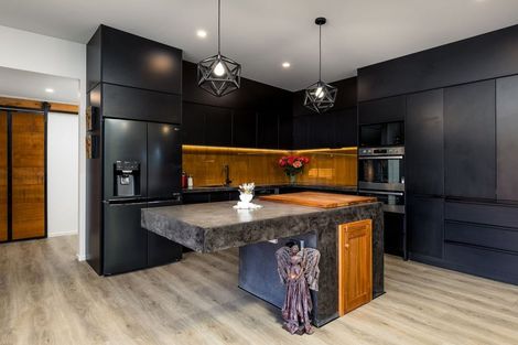 Photo of property in 8 Eric Batchelor Place, Waimate, 7924