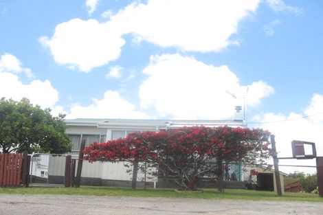 Photo of property in 4 No 1 Road, Te Puke, 3119