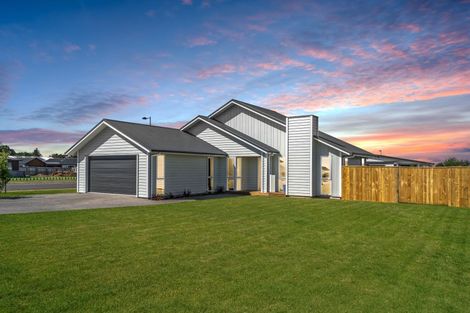 Photo of property in 7 Fantail Avenue, Carterton, 5713