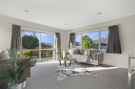 Photo of property in 16 Cole Thomas Place, Huntington, Hamilton, 3210