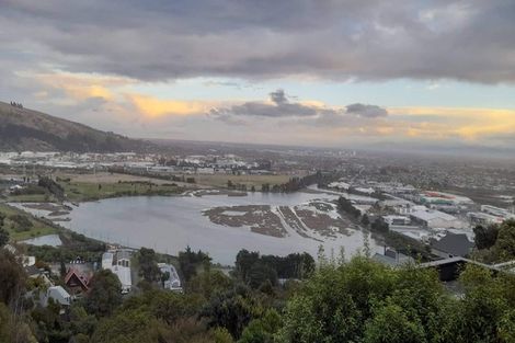 Photo of property in 102 Cannon Hill Crescent, Mount Pleasant, Christchurch, 8081