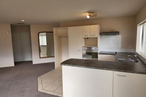 Photo of property in 9/169 Sturges Road, Henderson, Auckland, 0612