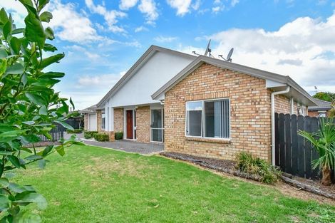 Photo of property in 32 Sheriff Place, Randwick Park, Auckland, 2105