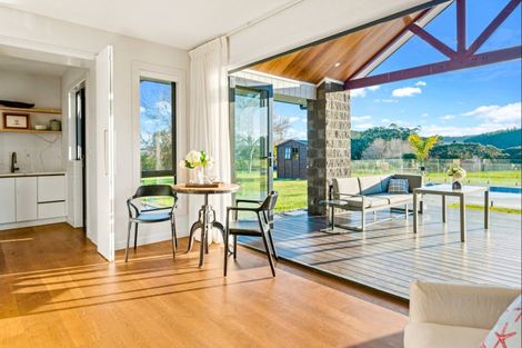 Photo of property in 1 Kaituhi Lane, Coatesville, 0793